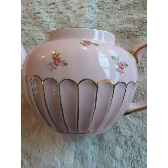 Vtg Sadler Pale Pink Chintz Teapot Roses Gold Trim Round Top Made in England 9x5 - Picture 3 of 16